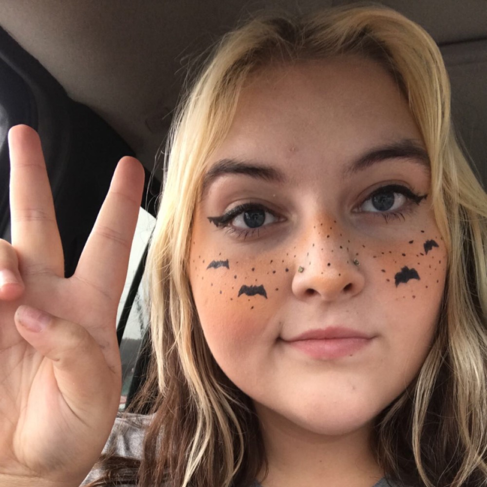 Meet your Posher, Amanda